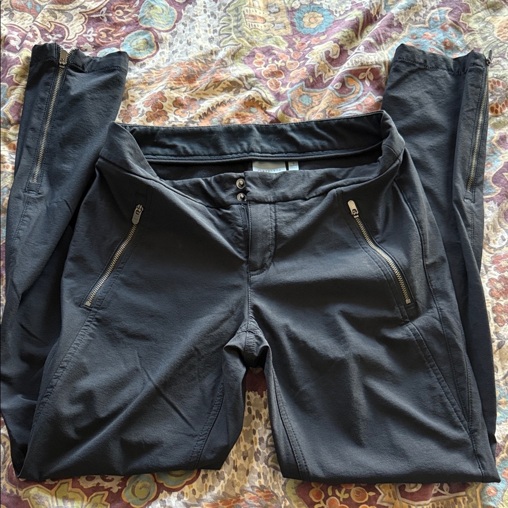 Athleta Women's Black Trekkie Pants